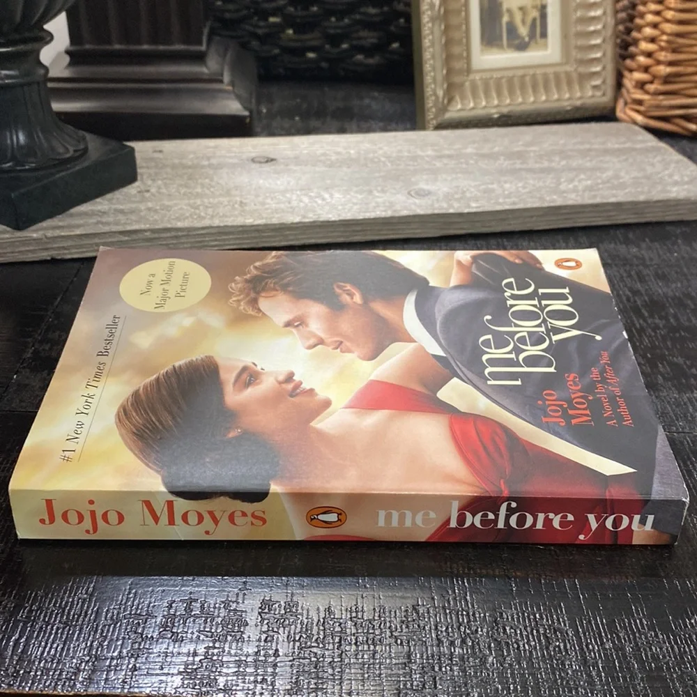 Me Before You by Jojo Moyes - Romance Paperback, Red & Cream Cover - Picture 2 of 11